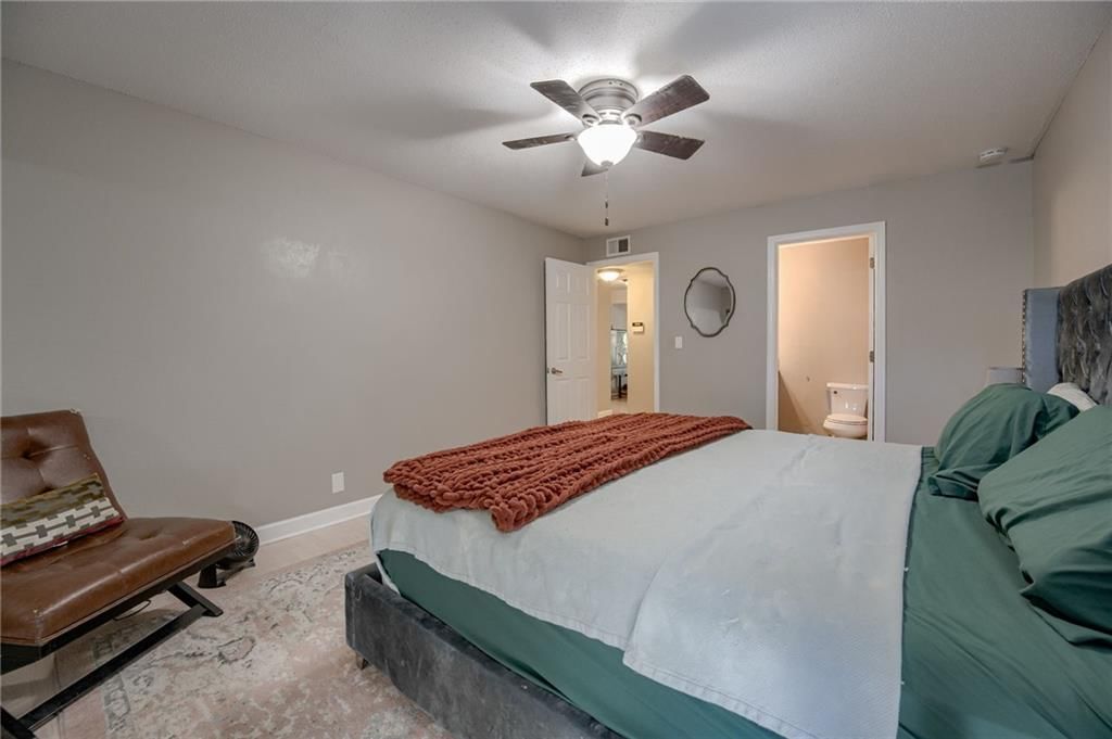 4727 Jarboe Street — photo 18