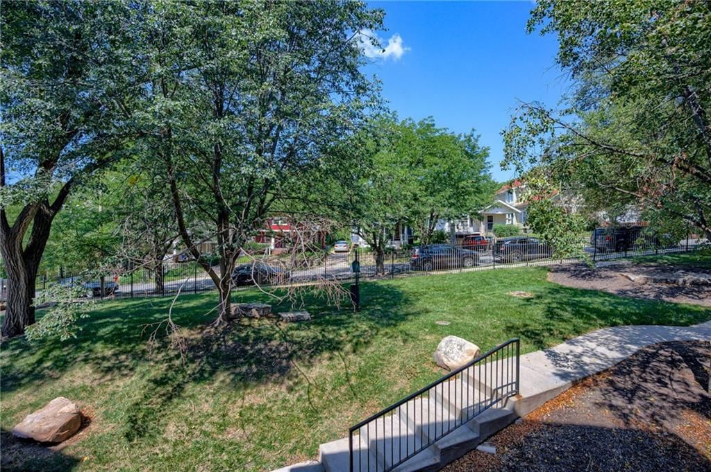 4727 Jarboe Street — photo 24