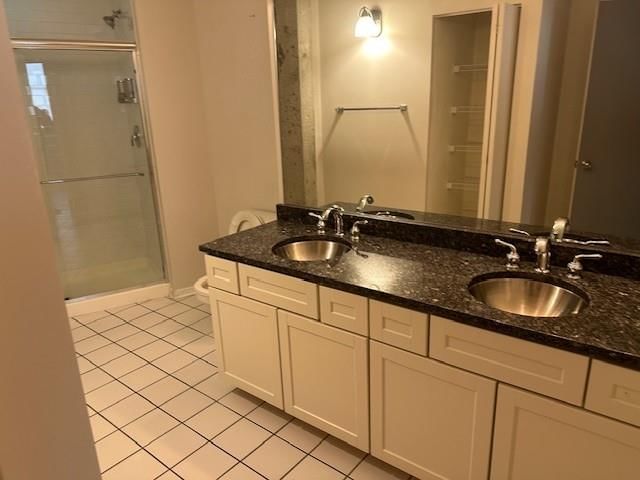 2107 Grand #1009 Avenue — photo 16
