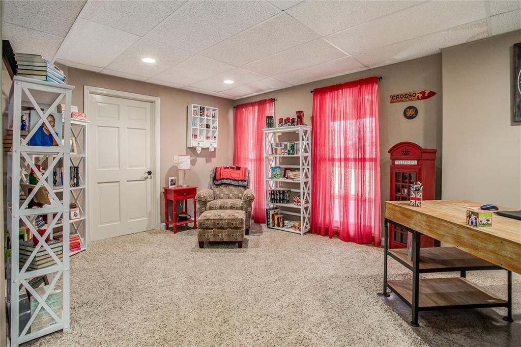 8016 N Flora Avenue — photo 10
