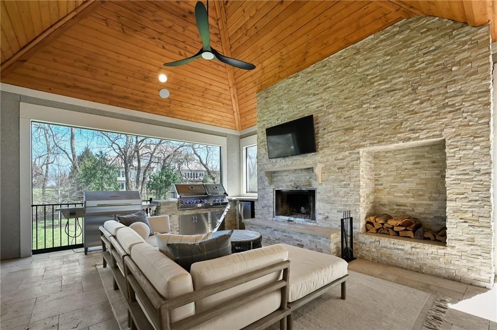 14615 Linden Street — photo 19