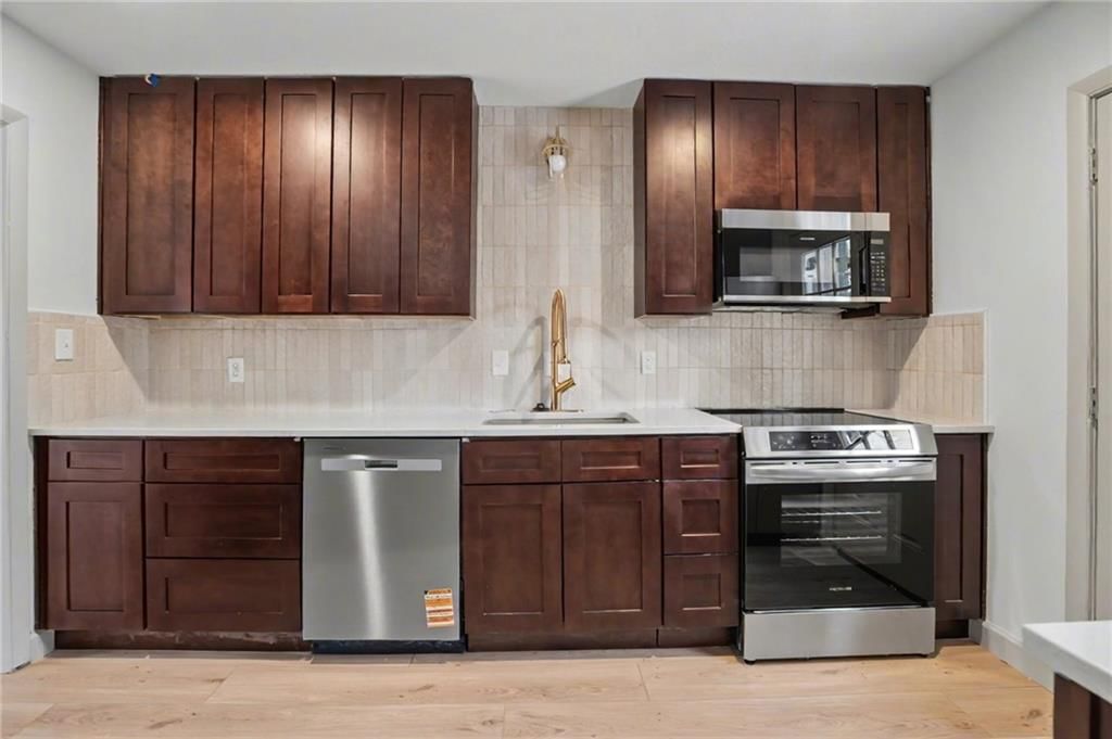 6722 W 77th Terrace — photo 10