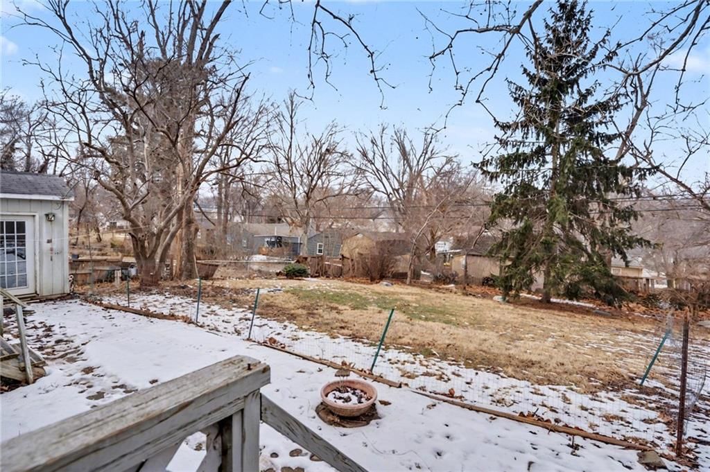 6722 W 77th Terrace — photo 27