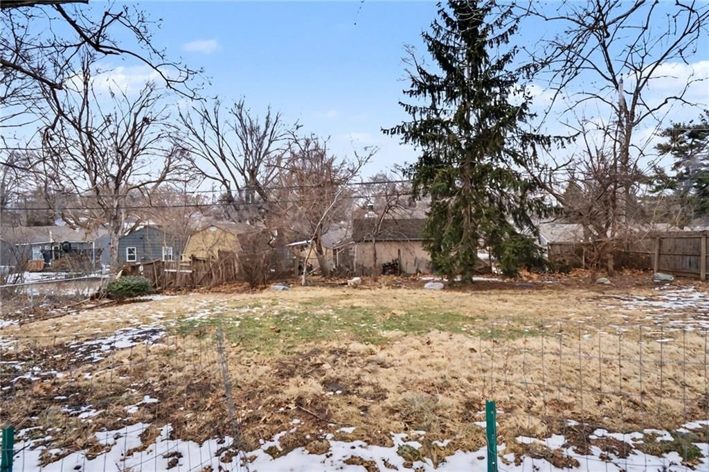 6722 W 77th Terrace — photo 30