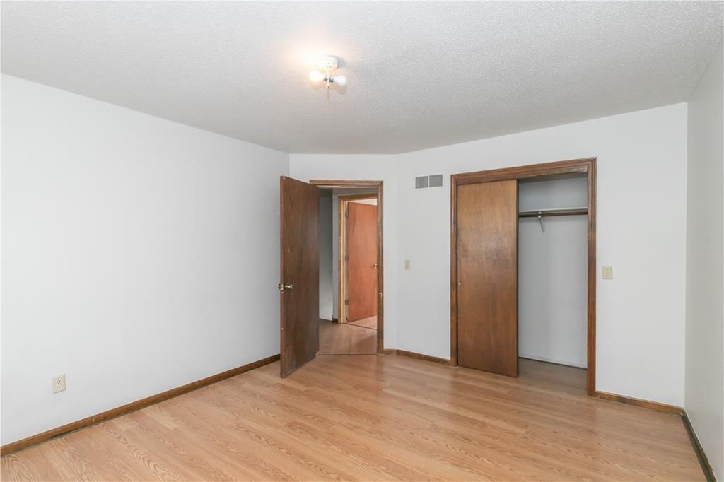 131 Kindred Avenue — photo 18