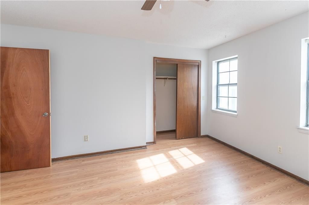 131 Kindred Avenue — photo 22