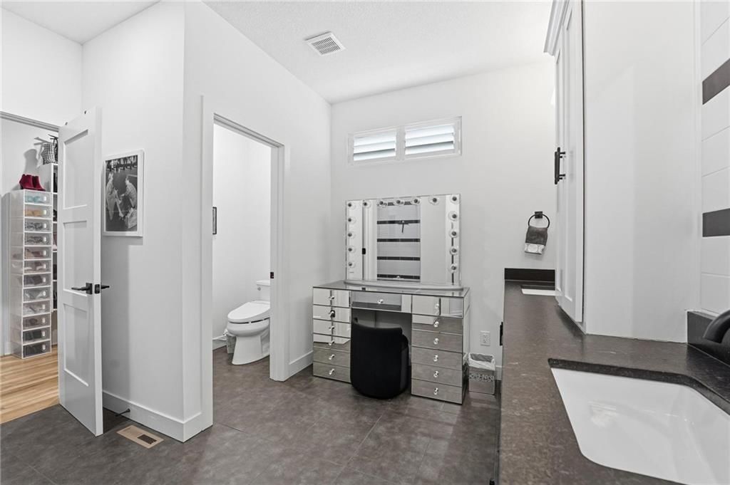 9702 NW 75th Street — photo 8
