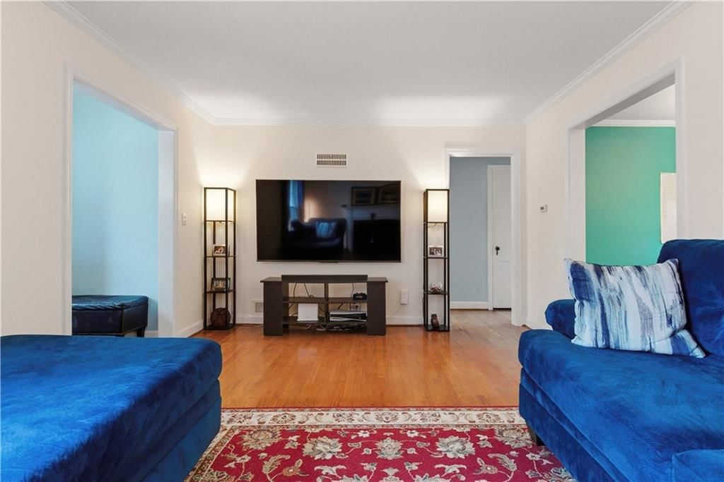 5218 N Spruce Avenue — photo 11