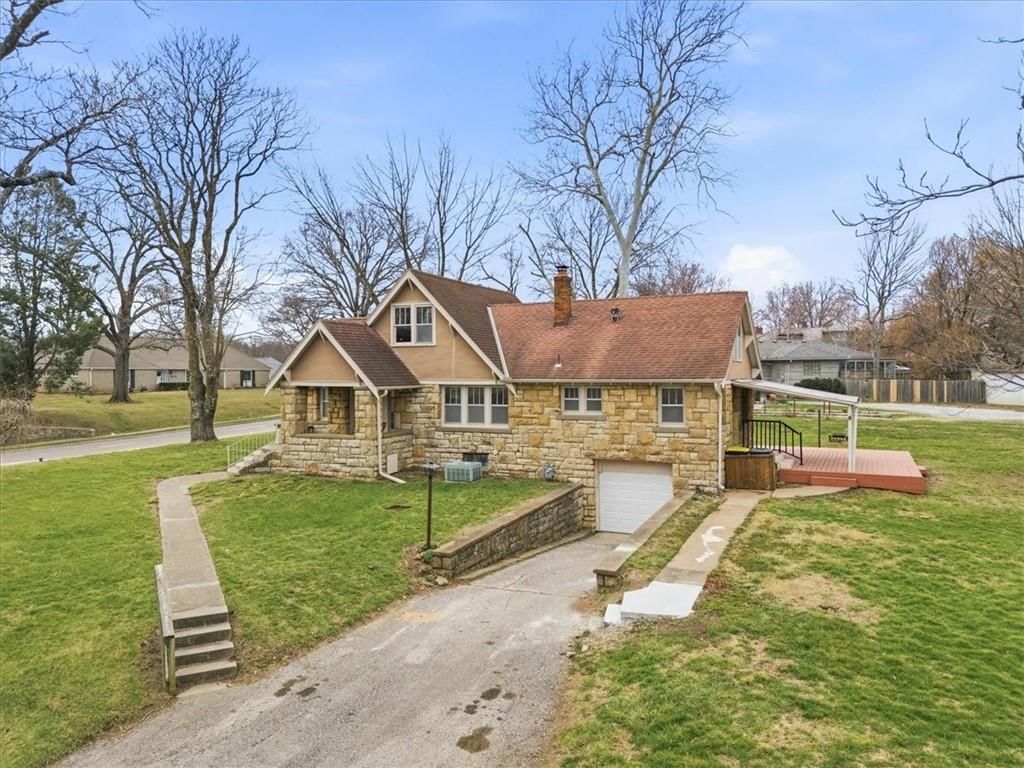 11700 Johnson Drive — photo 5