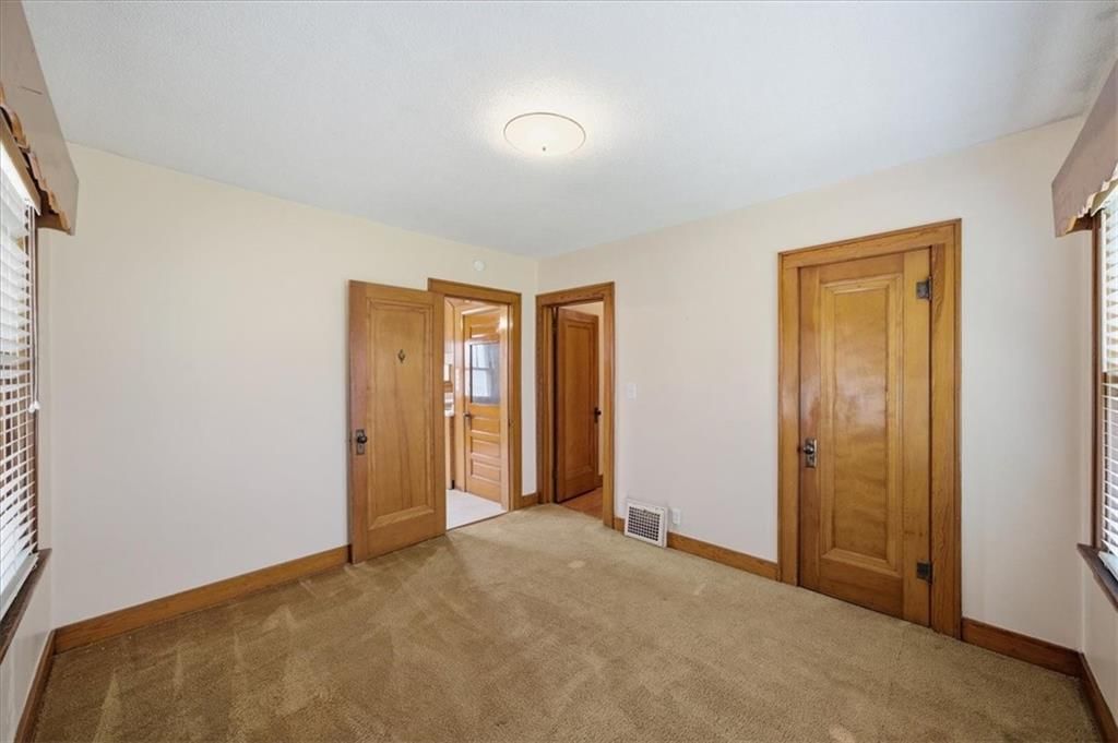 11700 Johnson Drive — photo 21