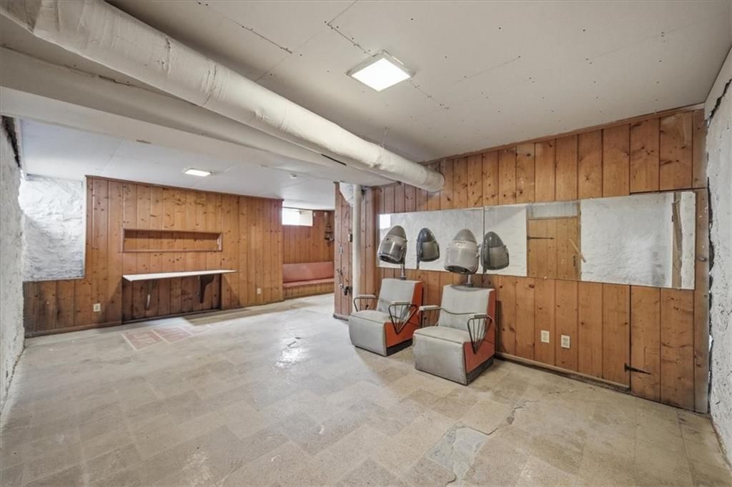 11700 Johnson Drive — photo 30