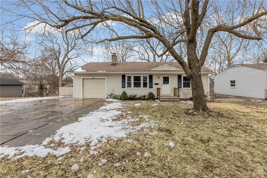 8515 Lowell Avenue — photo 2
