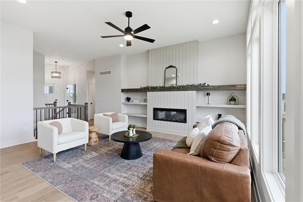 16729 Pinehurst Drive — photo 8