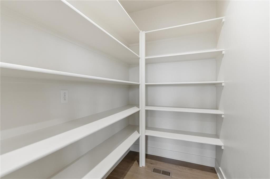 16729 Pinehurst Drive — photo 24