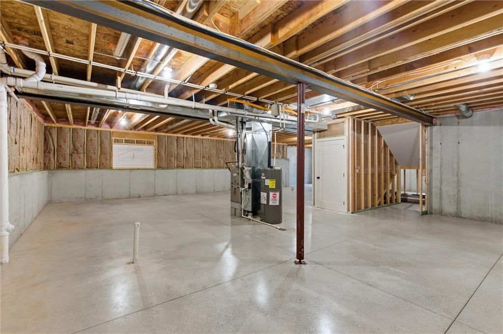 16729 Pinehurst Drive — photo 32