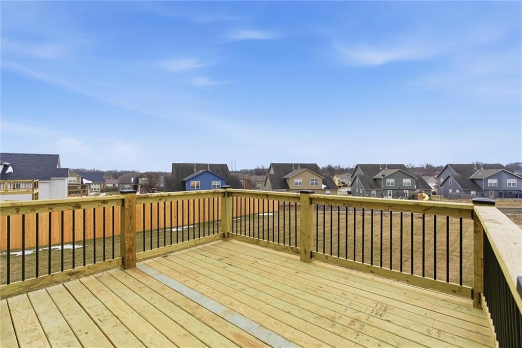 16729 Pinehurst Drive — photo 35