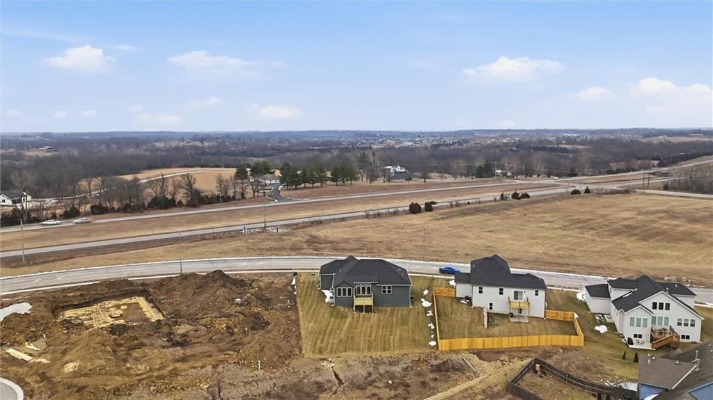 16729 Pinehurst Drive — photo 41