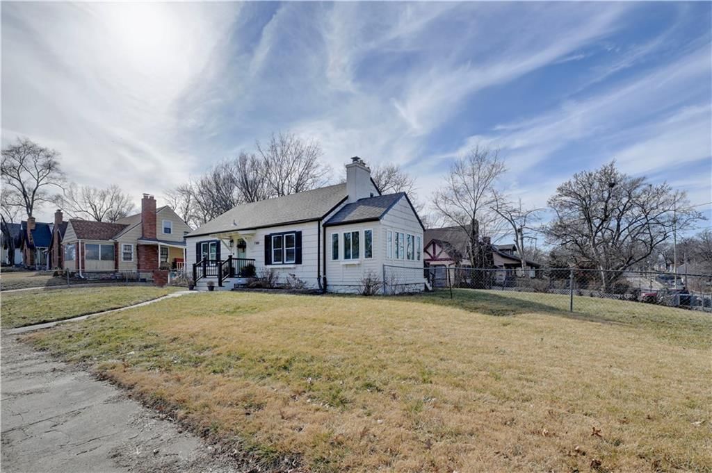 7300 Tracy Avenue — photo 24