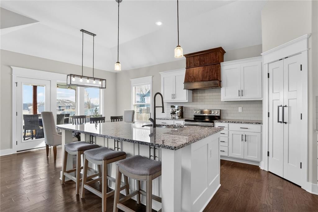 1809 NW Madi Court, Grain Valley, MO
