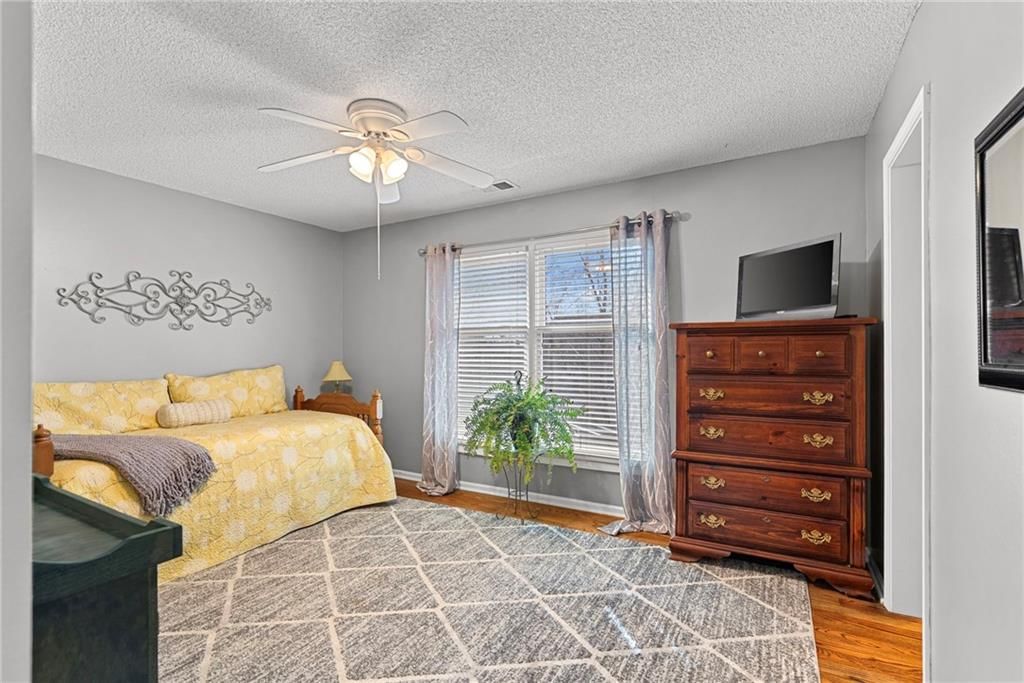 14012 Parkhill Lane — photo 33