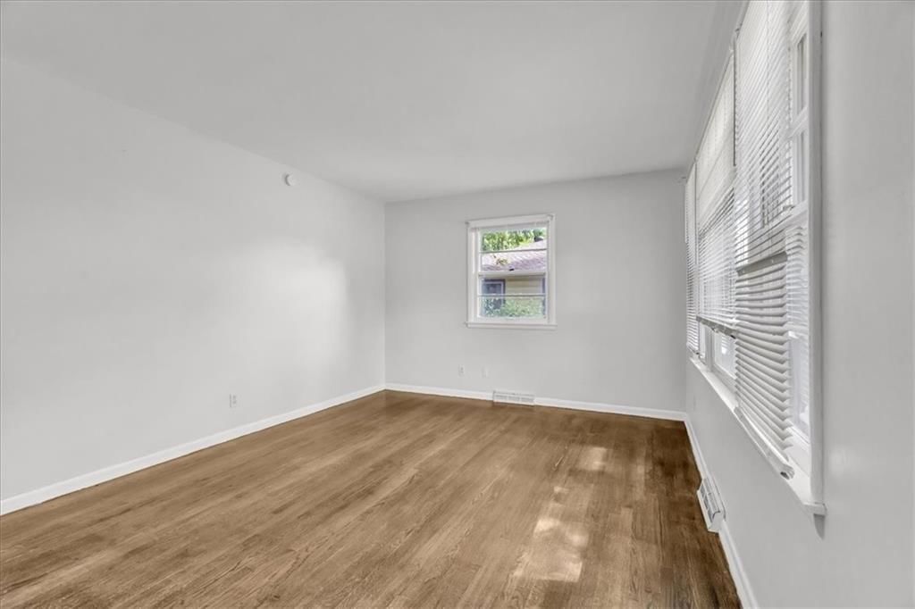 425 Maple Street — photo 4