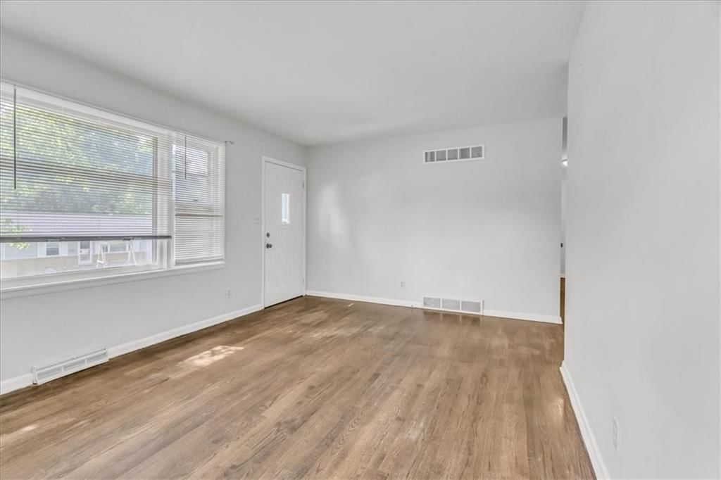425 Maple Street — photo 6