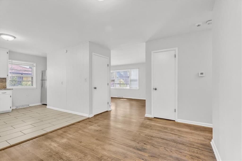 425 Maple Street — photo 8
