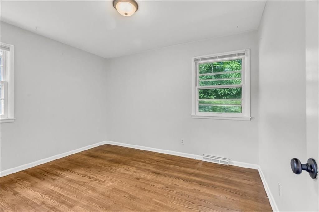 425 Maple Street — photo 12