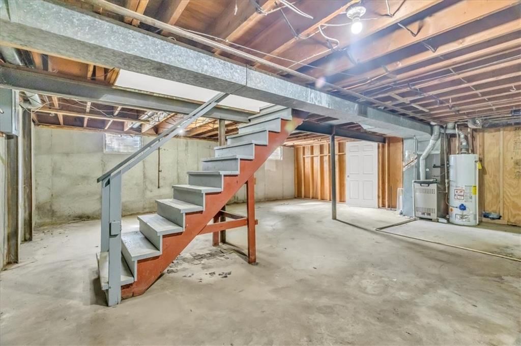 425 Maple Street — photo 14