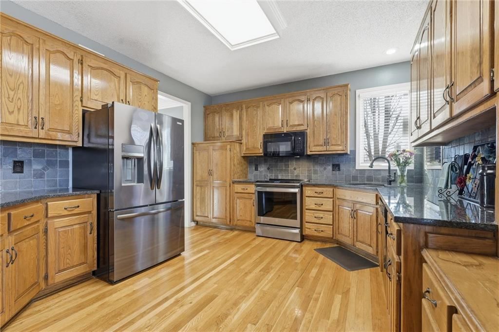 14300 Hadley Street — photo 13