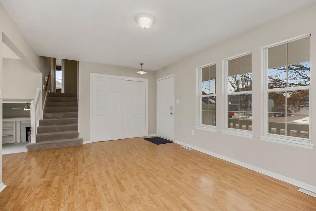 704 SE 11th Street — photo 4