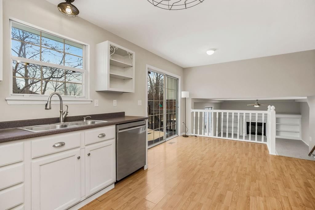 704 SE 11th Street — photo 8
