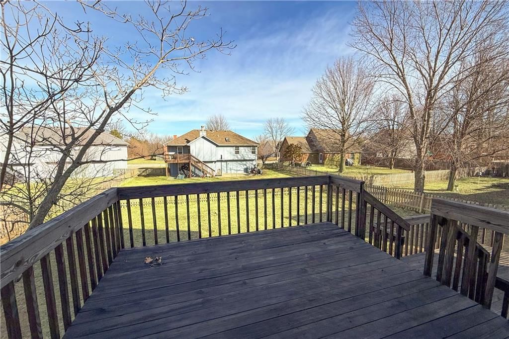704 SE 11th Street — photo 27