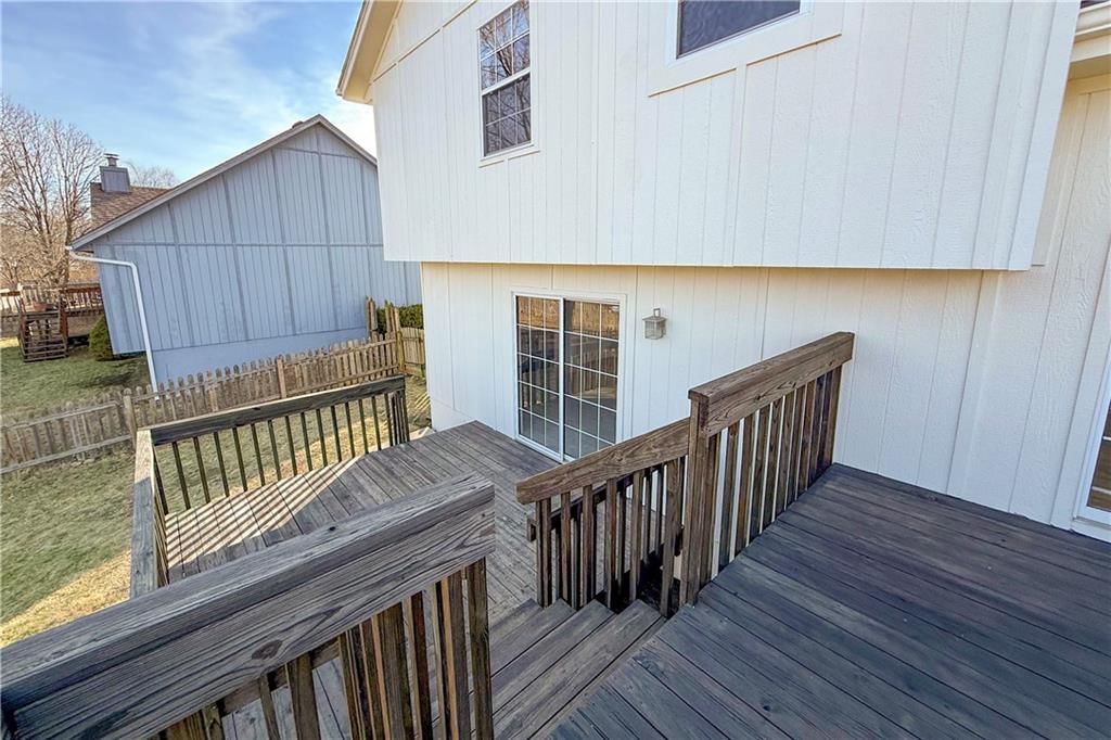 704 SE 11th Street — photo 28
