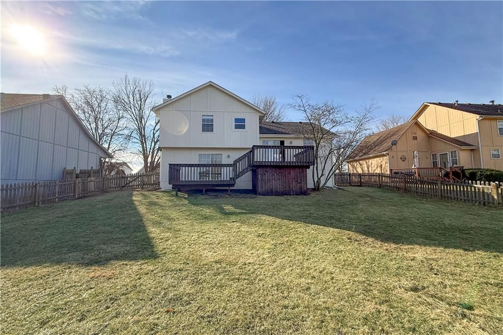 704 SE 11th Street — photo 31