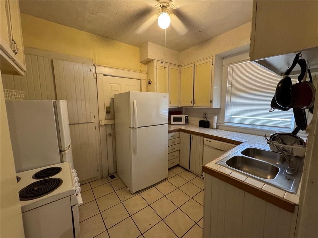 1009 SW Huntoon Street — photo 7