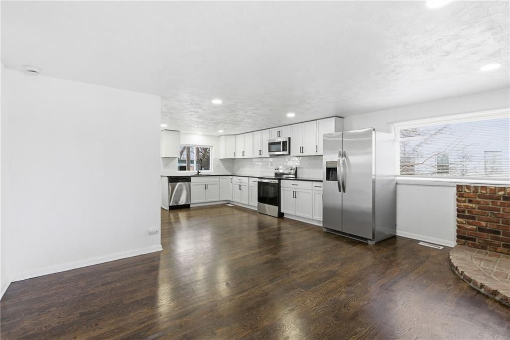 1704 Highland Drive — photo 9