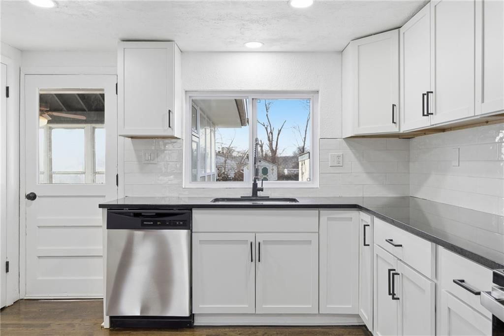 1704 Highland Drive — photo 12