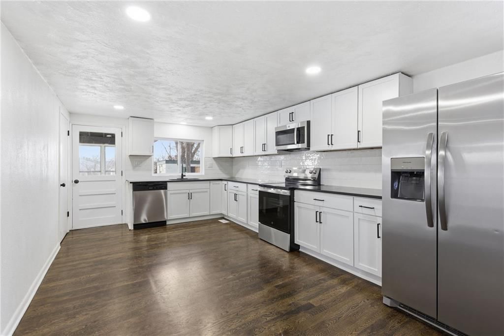 1704 Highland Drive — photo 14