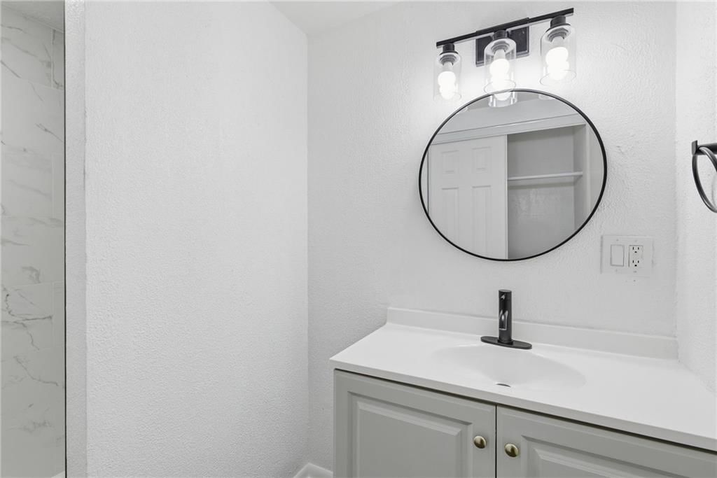 1704 Highland Drive — photo 17