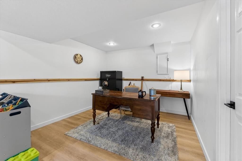 404 NW Orion Drive — photo 28