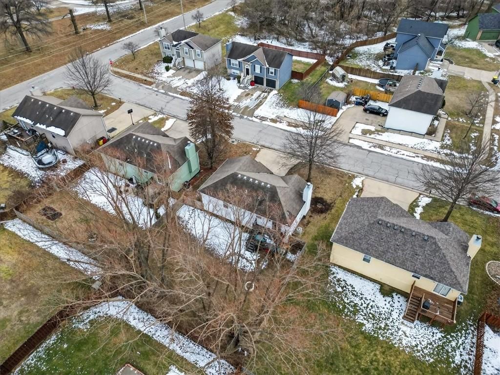 404 NW Orion Drive — photo 34