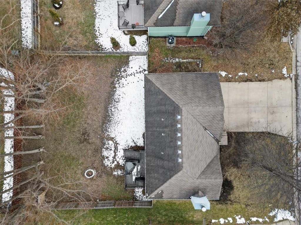 404 NW Orion Drive — photo 37