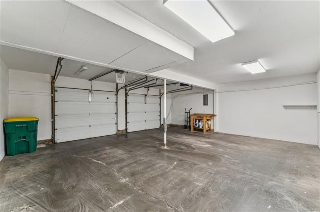 10902 Bradshaw Street — photo 26