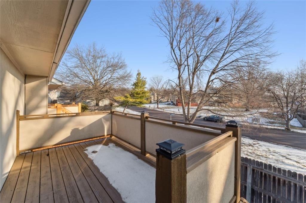 10902 Bradshaw Street — photo 27