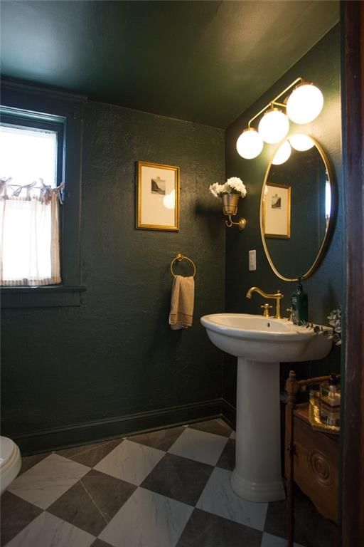 3915 Charlotte Street — photo 24