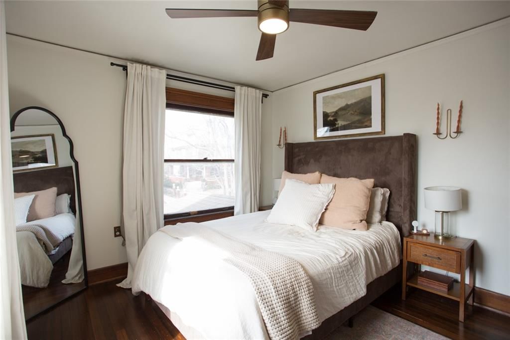 3915 Charlotte Street — photo 27