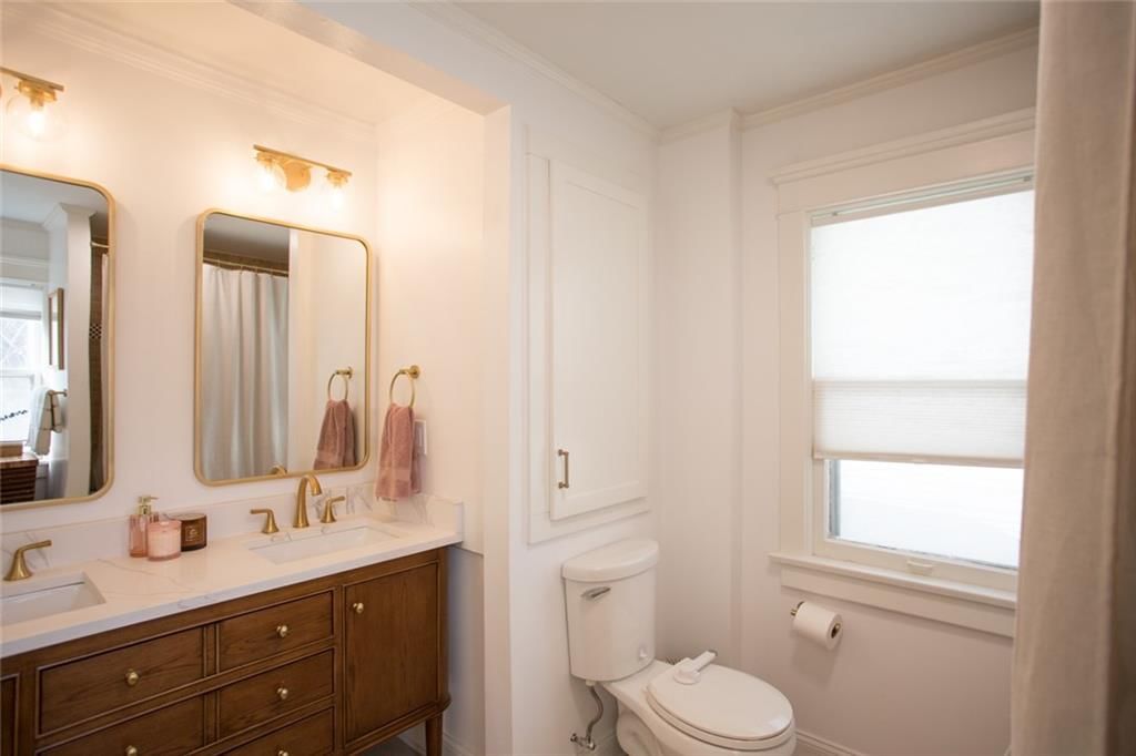 3915 Charlotte Street — photo 32