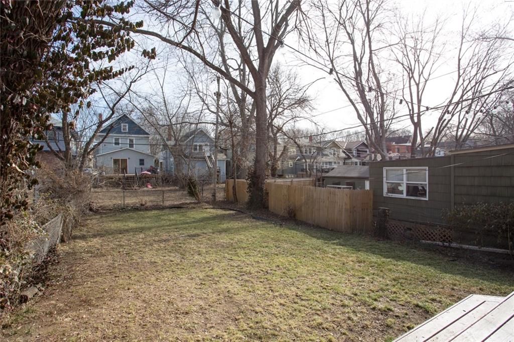3915 Charlotte Street — photo 41