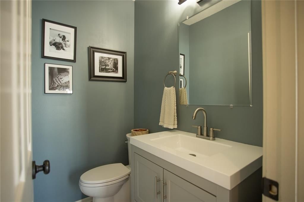 524 E 56th Street — photo 26